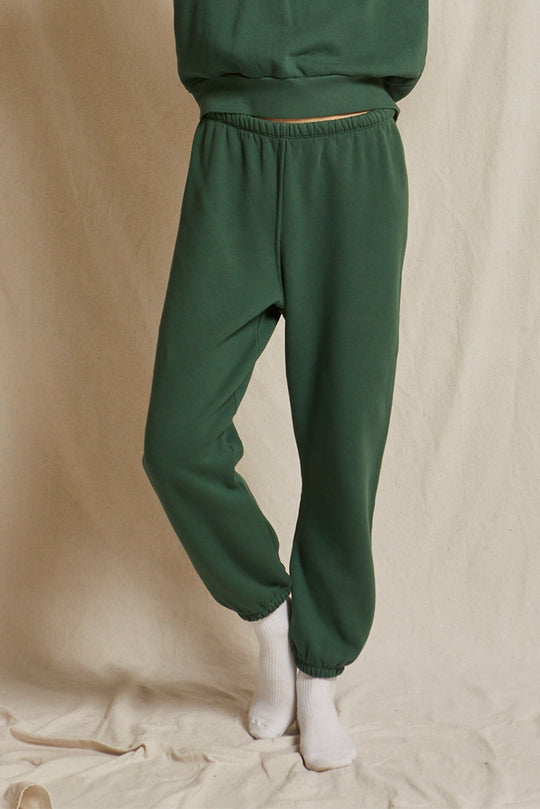 Stevie Sweatpant in Evergreen