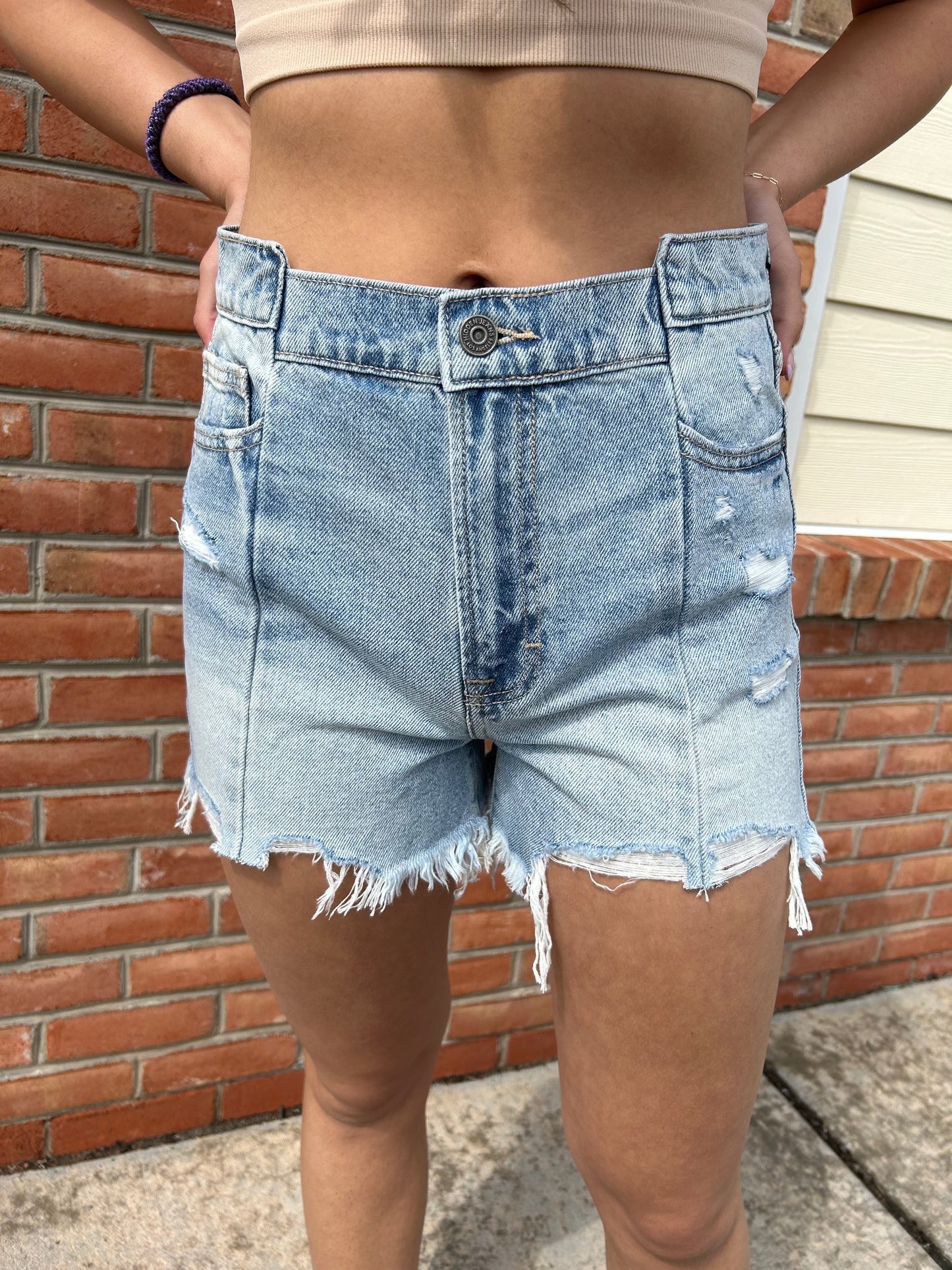 Sophie Distressed Short