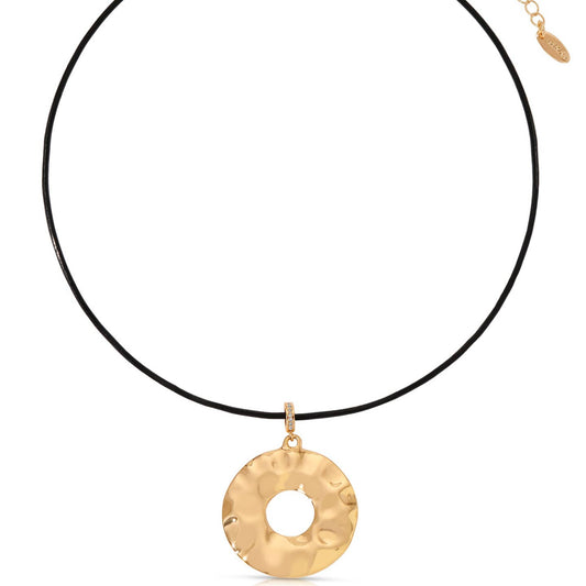 Hammered Circle Cord Necklace