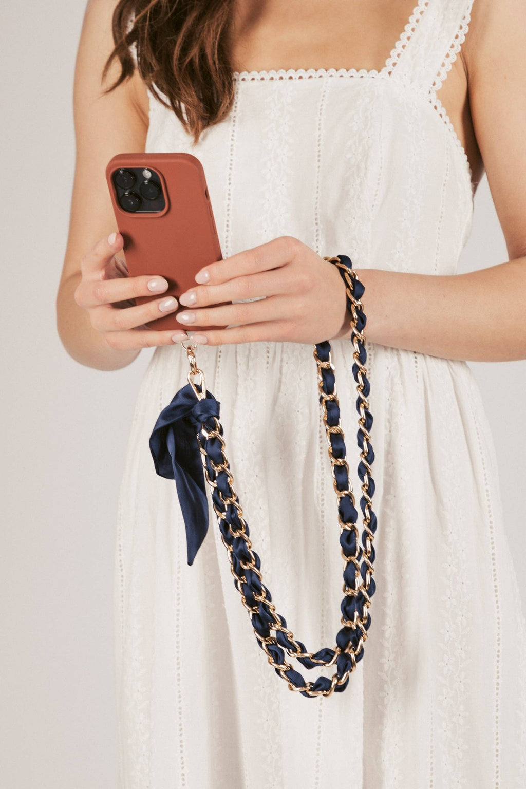 Elena Woven Link Crossbody Phone Strap: Black