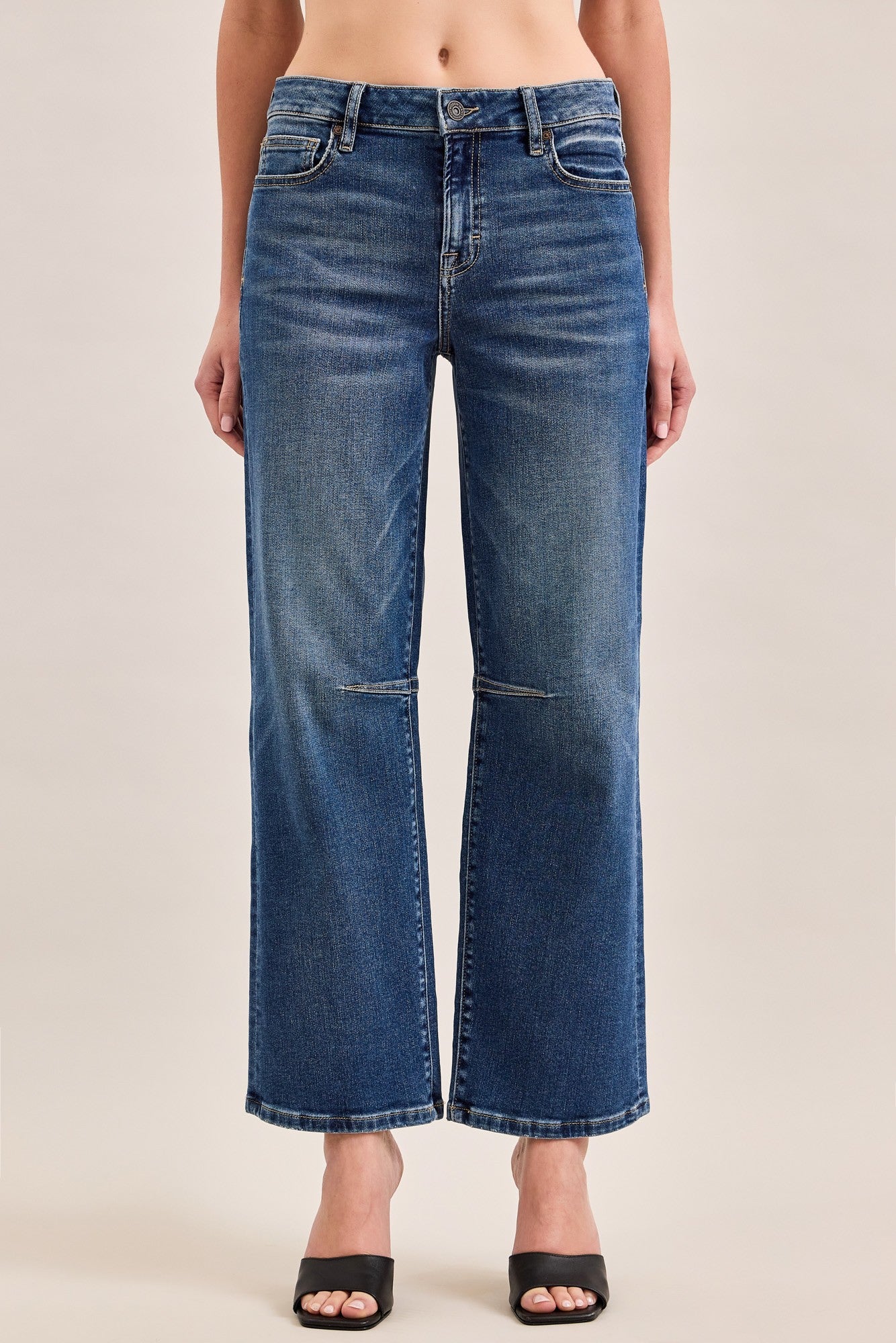 Ella Classic Straight