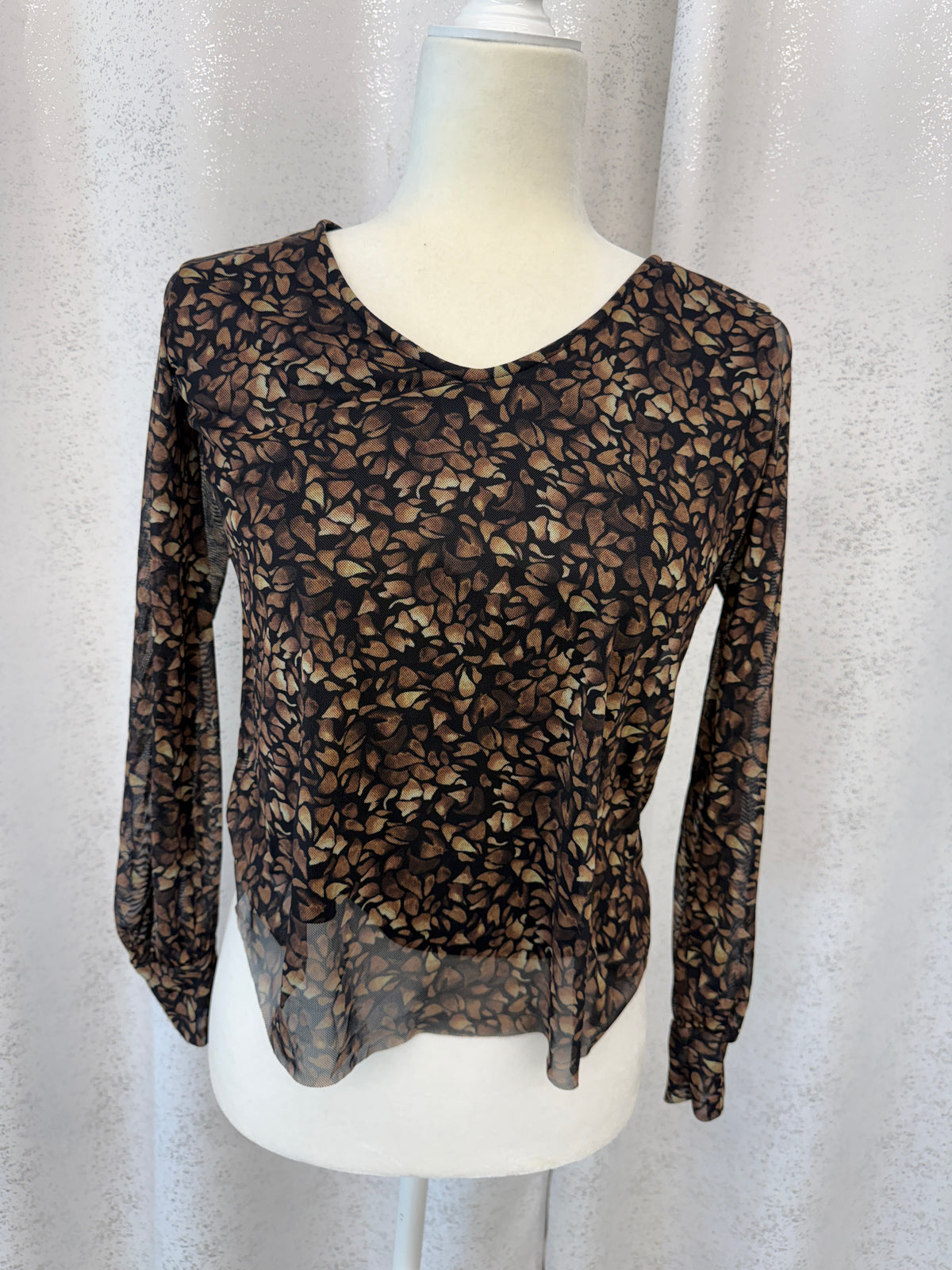 Walnut Mesh Top