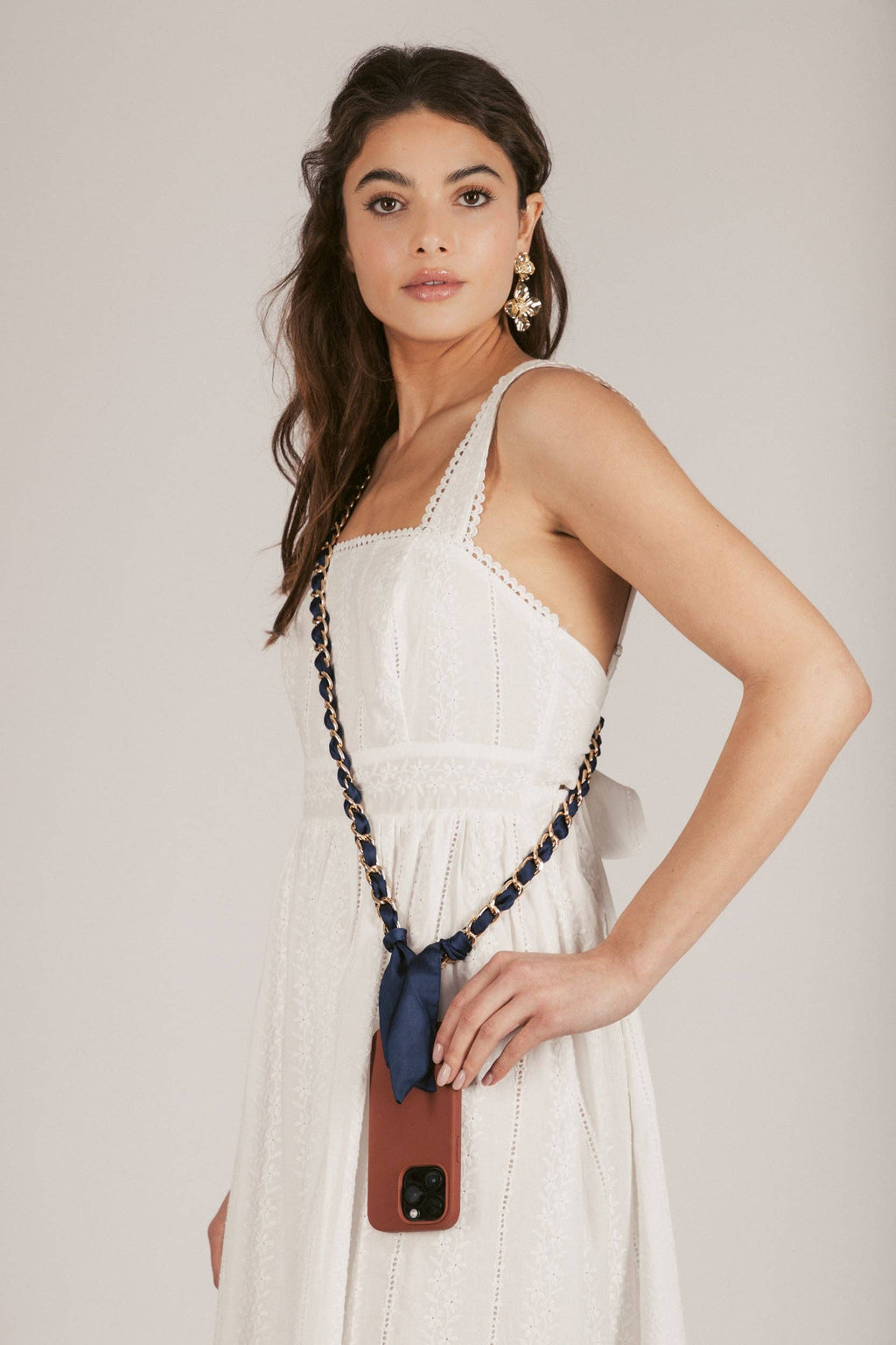 Elena Woven Link Crossbody Phone Strap: Black