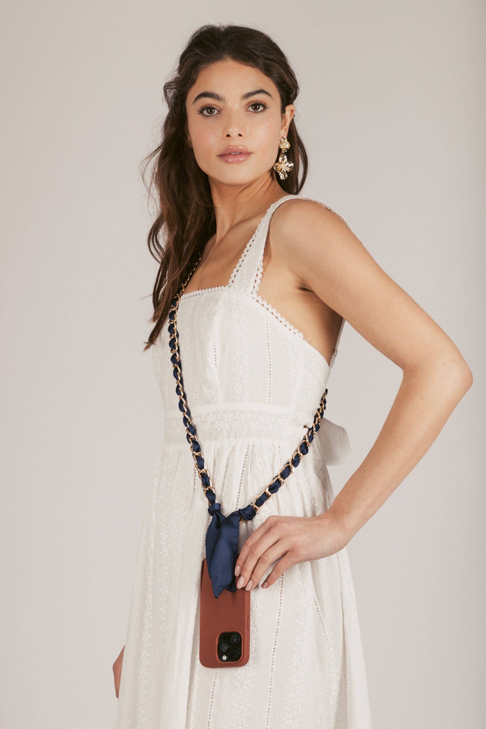 Elena Woven Link Crossbody Phone Strap: Black