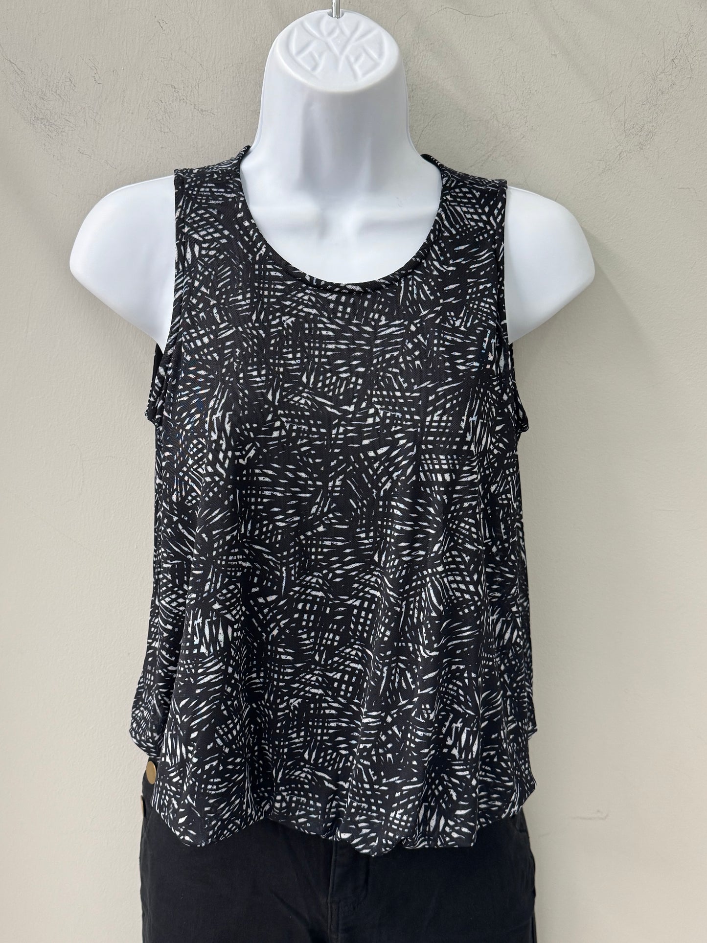 Viereck Mesh Gulf Bubble Hem Top