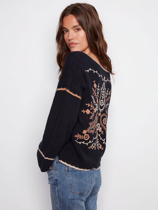 Embroidered Ribbed Sweater With Notch Neck