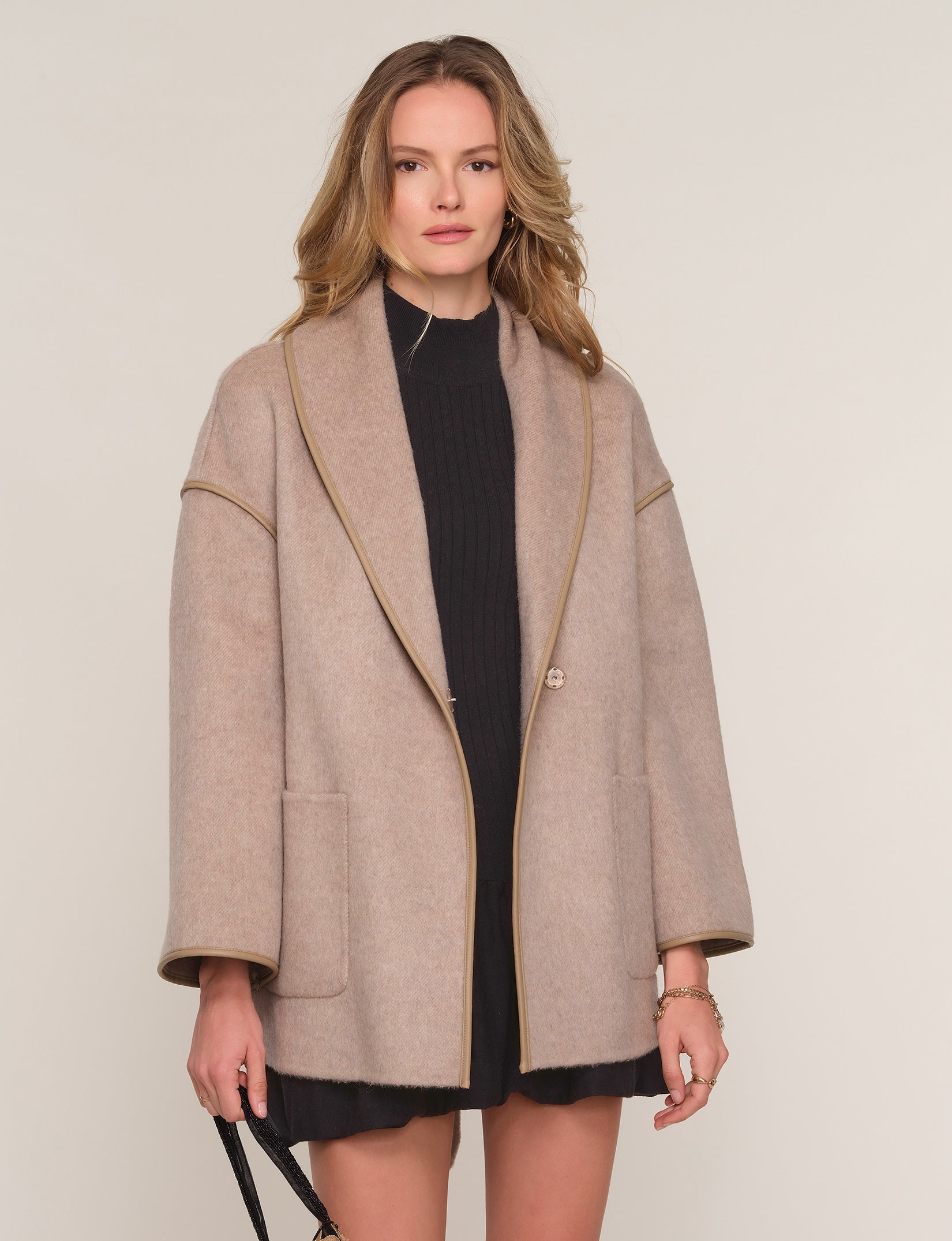 Ruth Coat