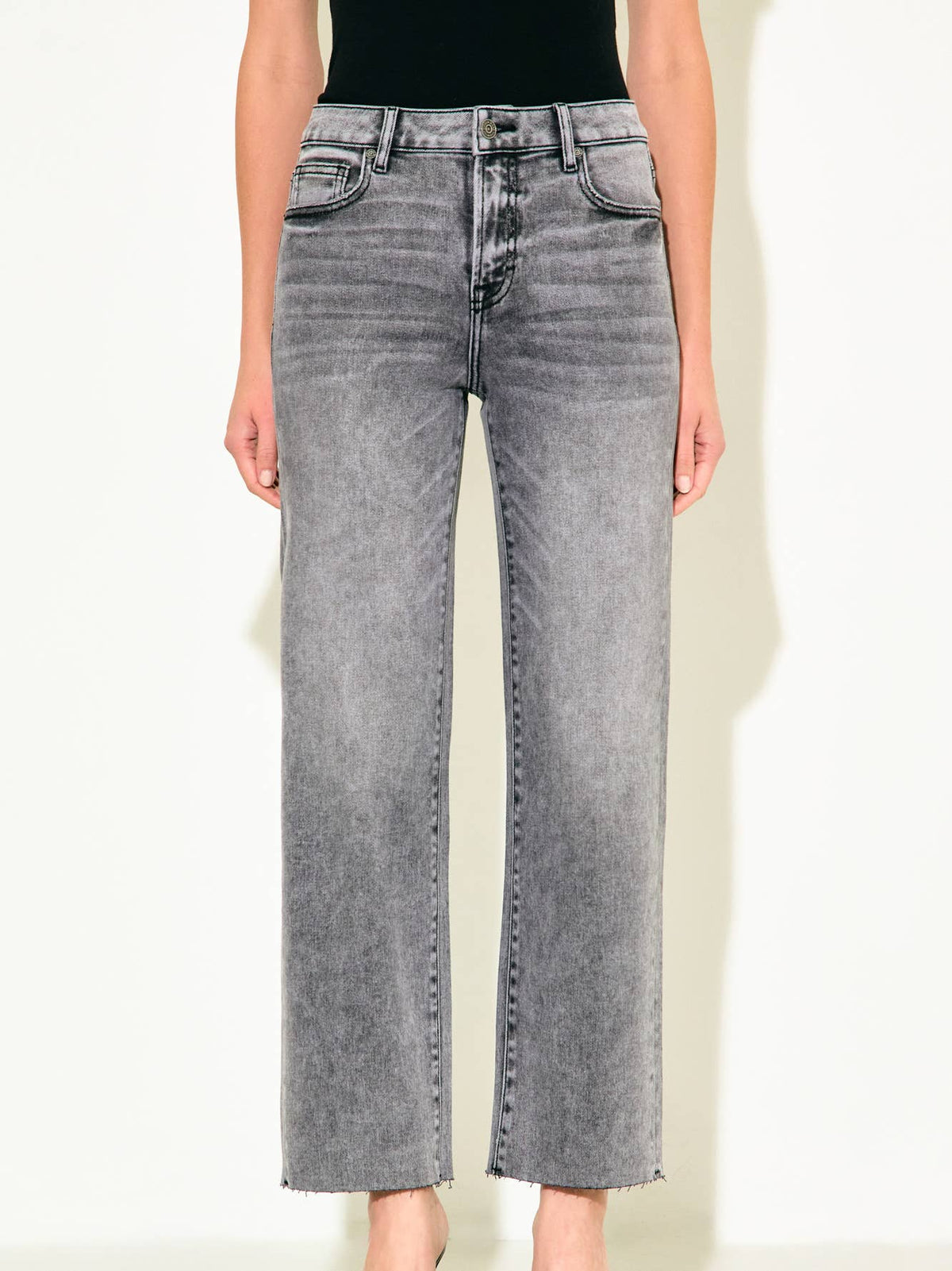Ella Classic Straight In Grey