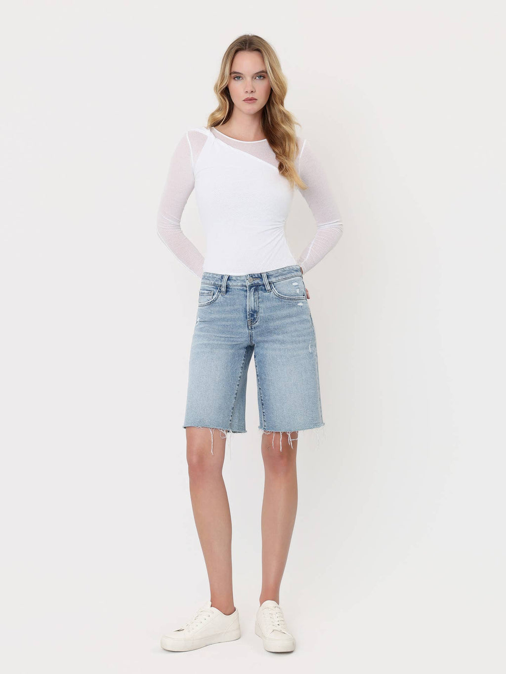 Mid Rise Raw Hem Jort