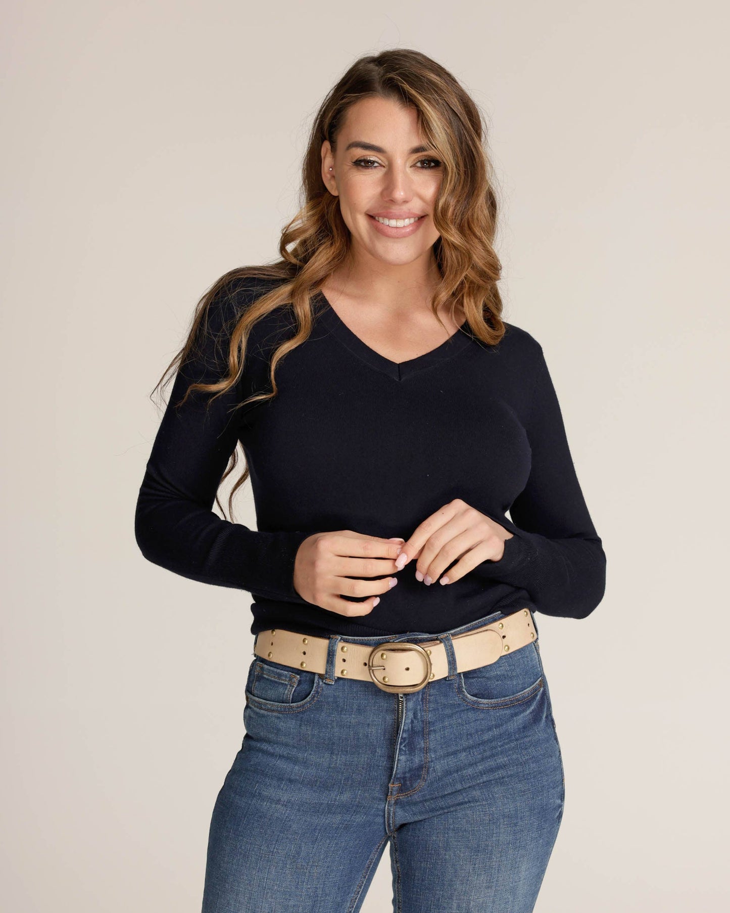Devi | Antique Brass-Accented Leather Belt: Creme