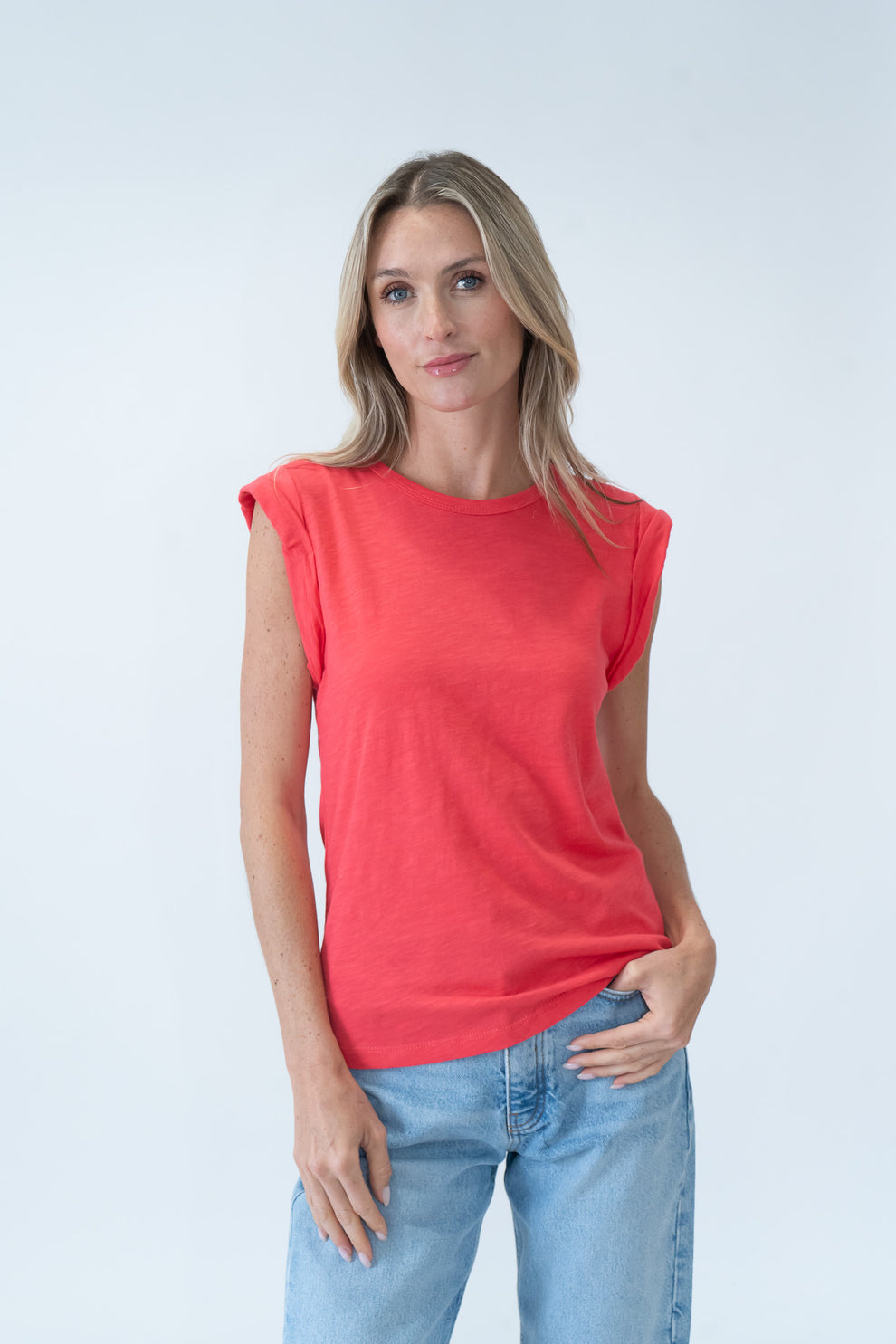 Caroline Twist Tee Red