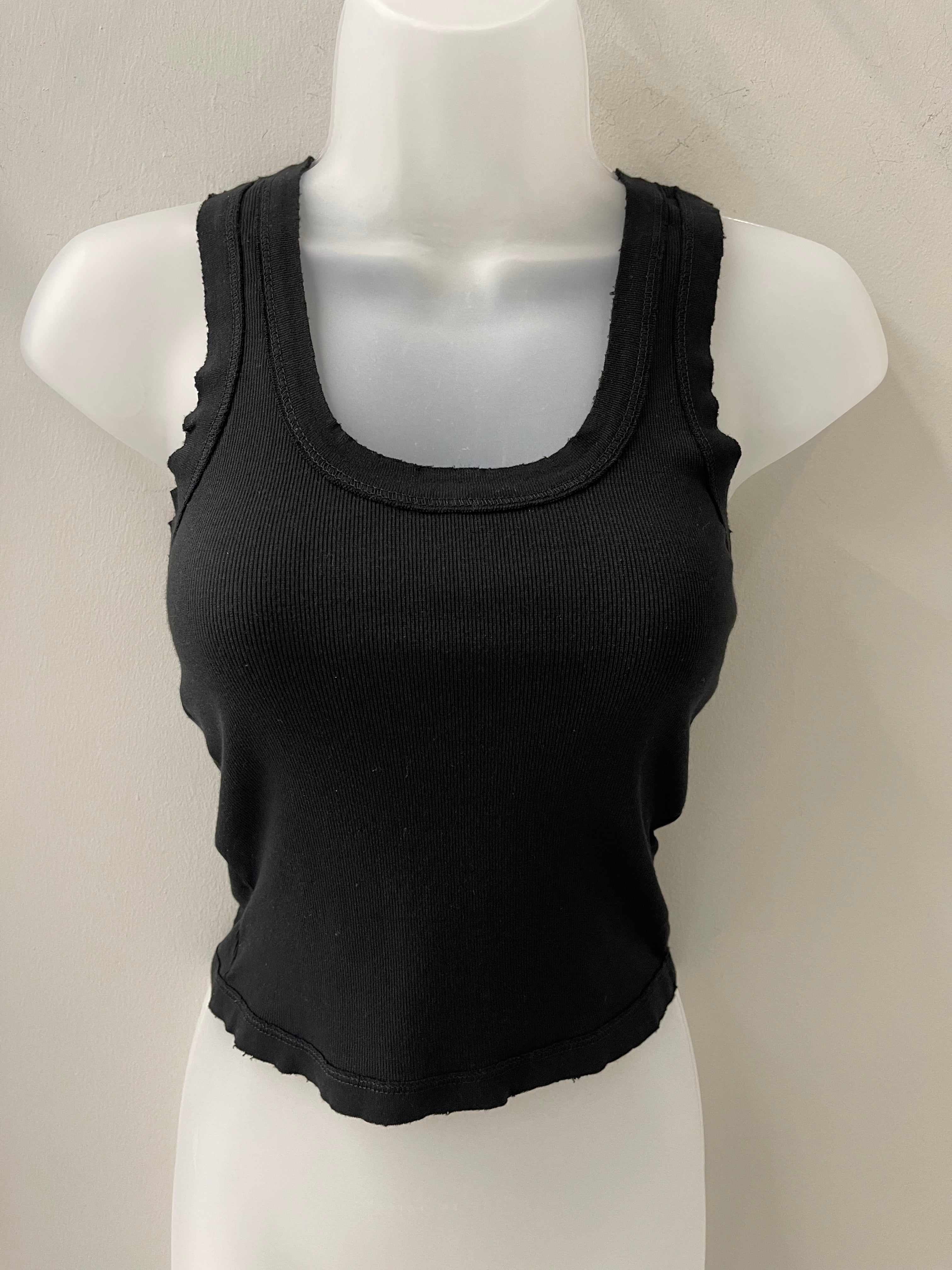 Crop Scoop Tank Black
